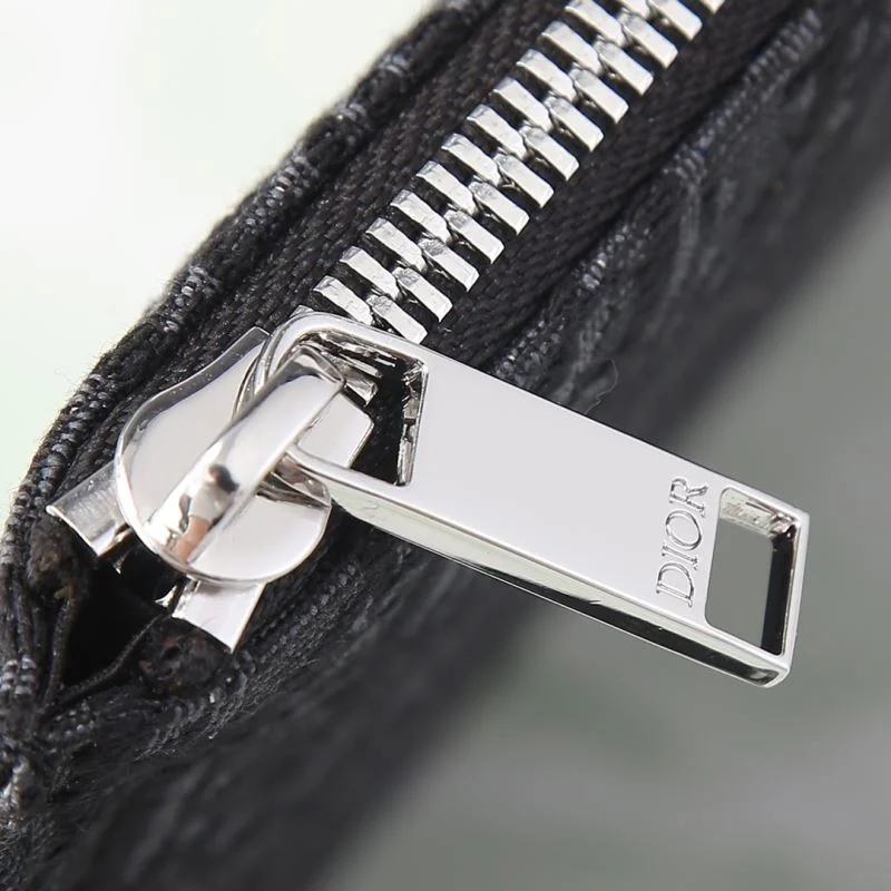 RelaxedFit Christian Dior Clutch Bags 46519