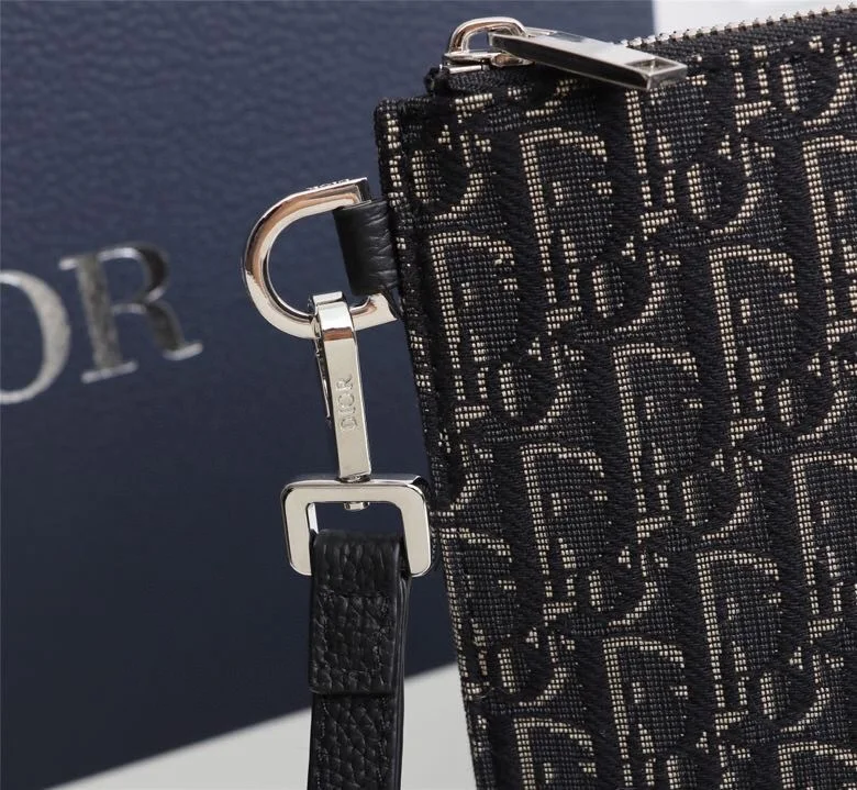 FashionForward Christian Dior Clutch Bags 46464