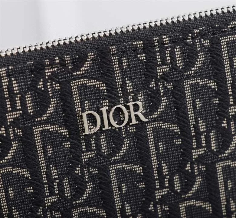 FashionForward Christian Dior Clutch Bags 46464