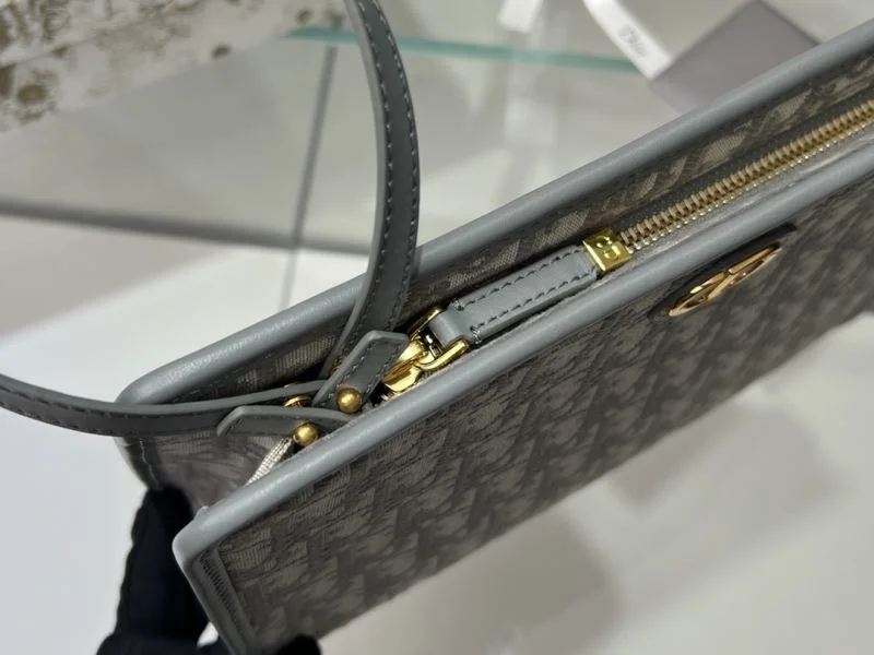 Versatile Christian Dior Clutch Bags 46459