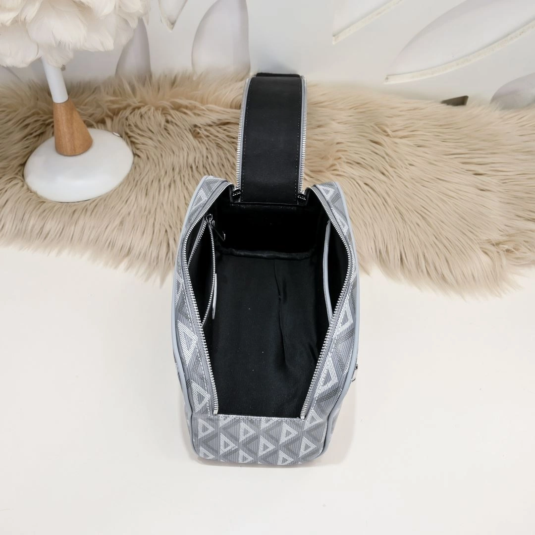 Affordable Christian Dior Cosmetic Bags 91201