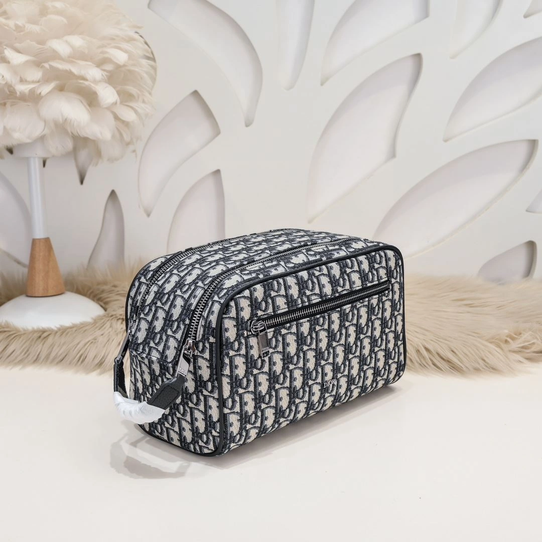 Christian Dior Cosmetic Bags WellDesigned 91199
