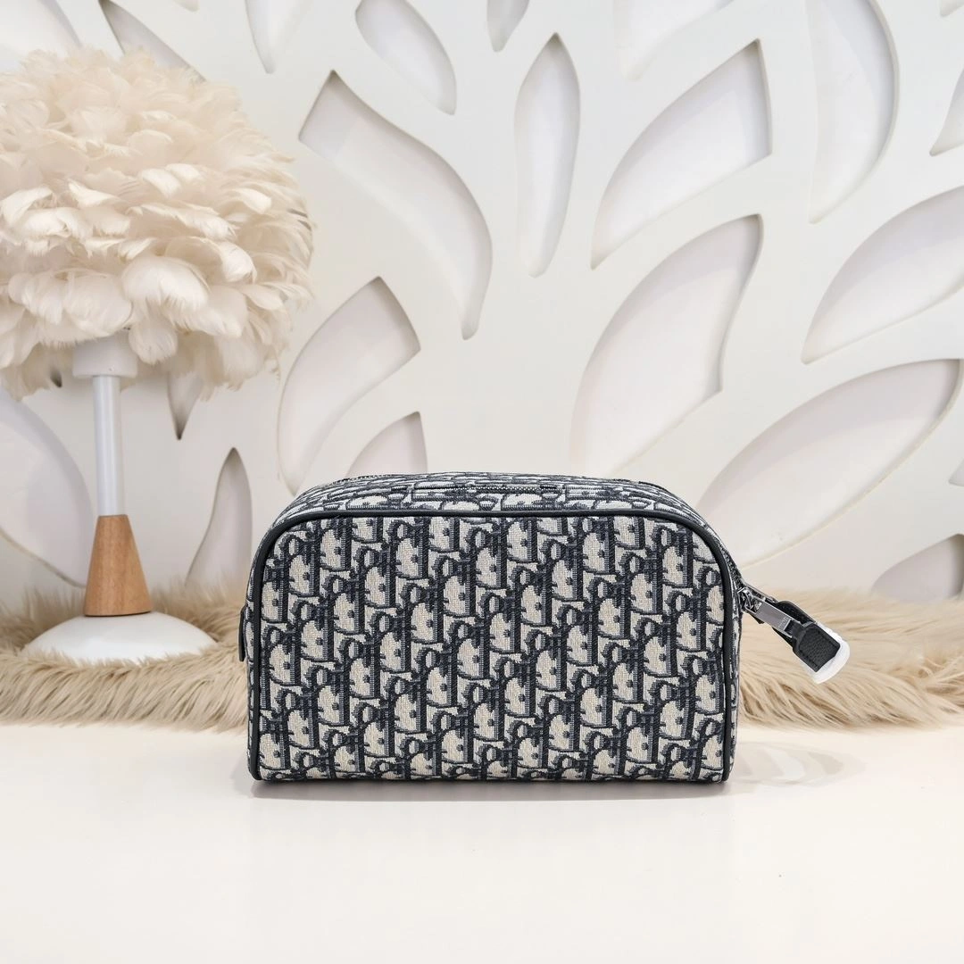 Christian Dior Cosmetic Bags WellDesigned 91199