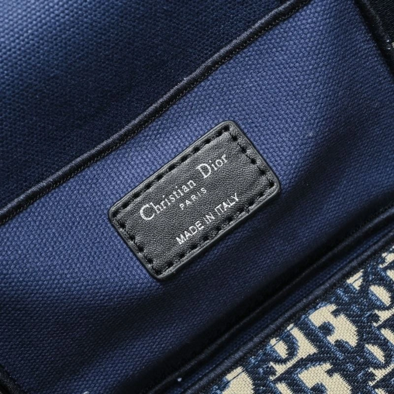 Christian Dior Cosmetic Bags Bright 87865