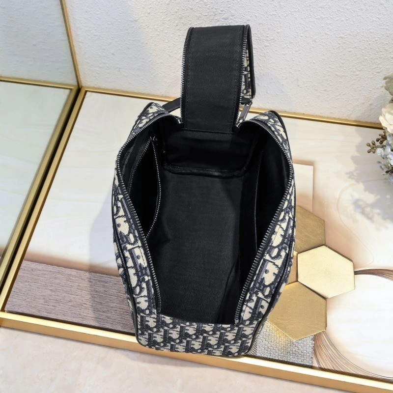 Christian Dior Cosmetic Bags Bold 87869