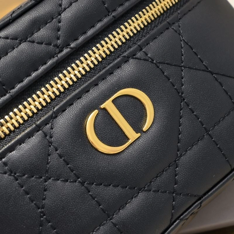 Christian Dior Cosmetic Bags Bright 87868