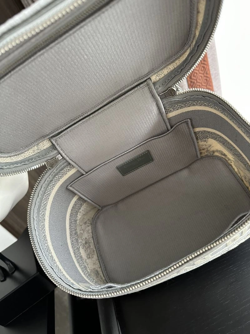 Christian Dior Cosmetic Bags Sophisticated 71208
