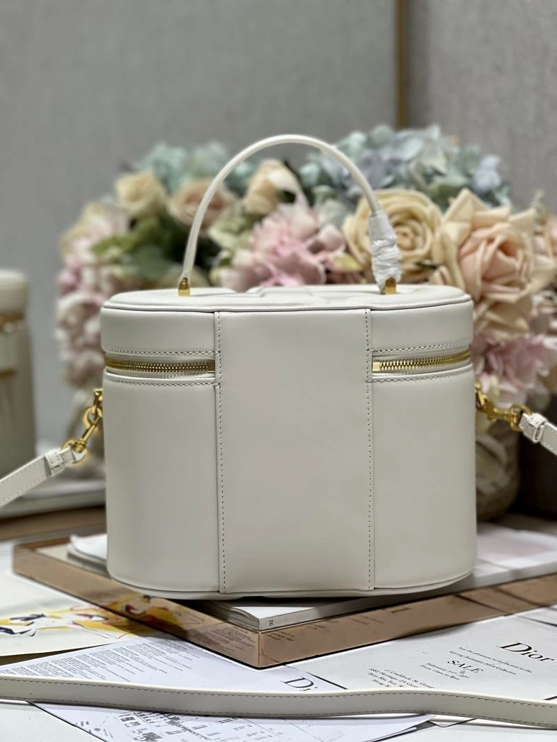 Christian Dior Cosmetic Bags Sleek 71218