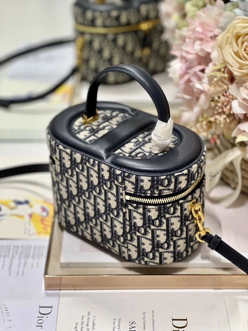 TechFriendly Christian Dior Cosmetic Bags 71207