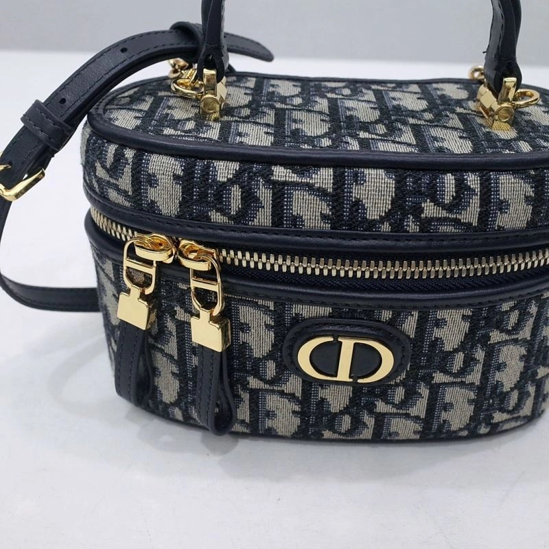 WaterResistant Christian Dior Cosmetic Bags 71184