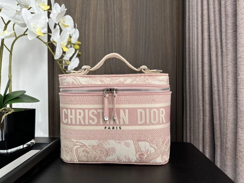Durable Christian Dior Cosmetic Bags 71195