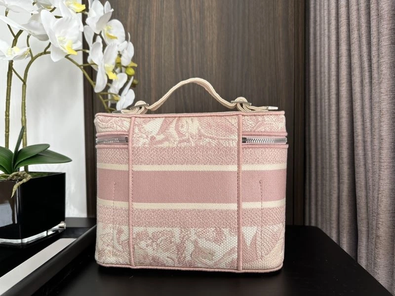 Durable Christian Dior Cosmetic Bags 71195