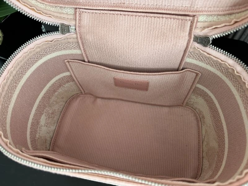 Durable Christian Dior Cosmetic Bags 71195