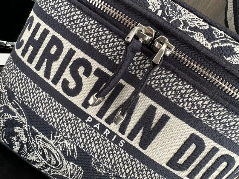 Christian Dior Cosmetic Bags Contemporary 71234