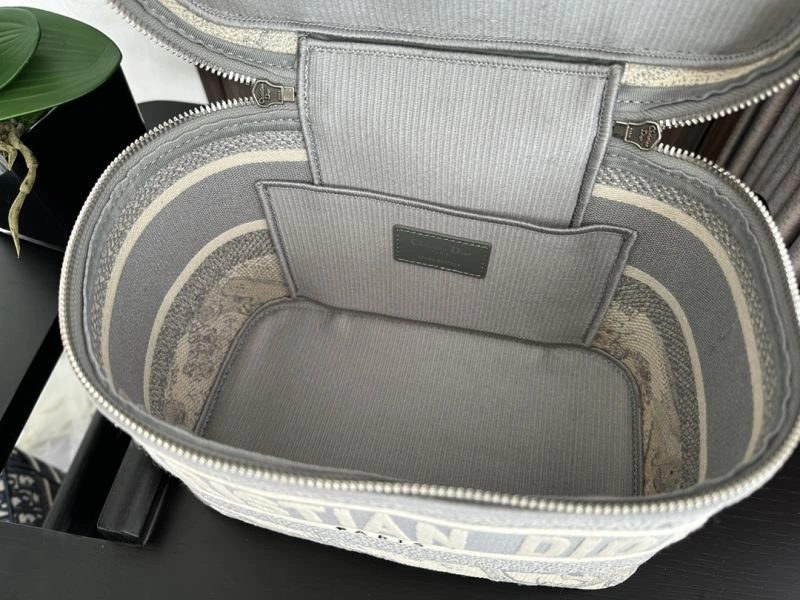 Christian Dior Cosmetic Bags Breathable 71187