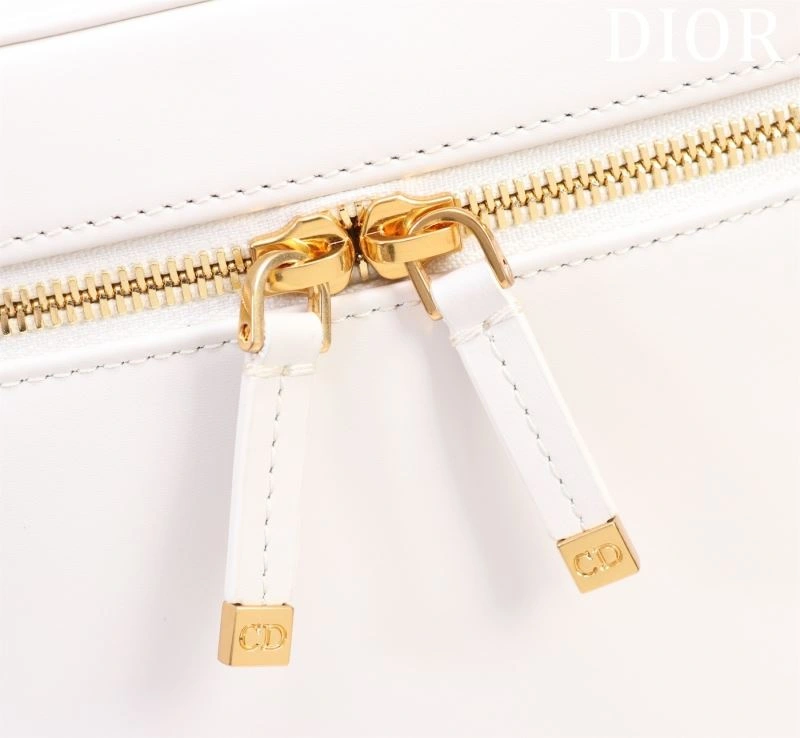 Trendsetting Christian Dior Cosmetic Bags 71189