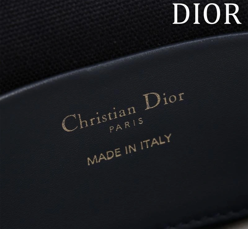 FlexibleFit Christian Dior Cosmetic Bags 71177