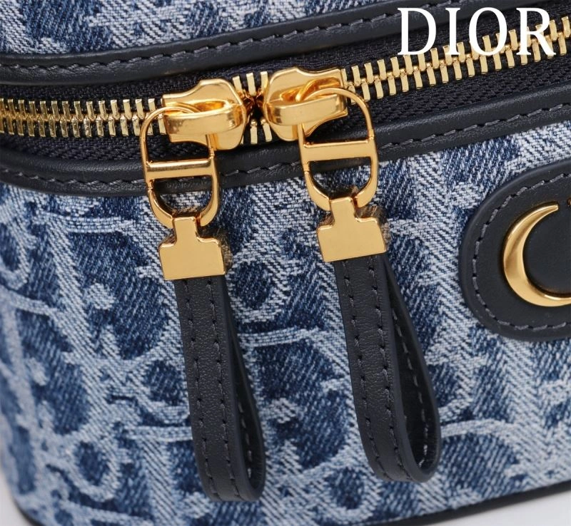 Christian Dior Cosmetic Bags Affordable 71173