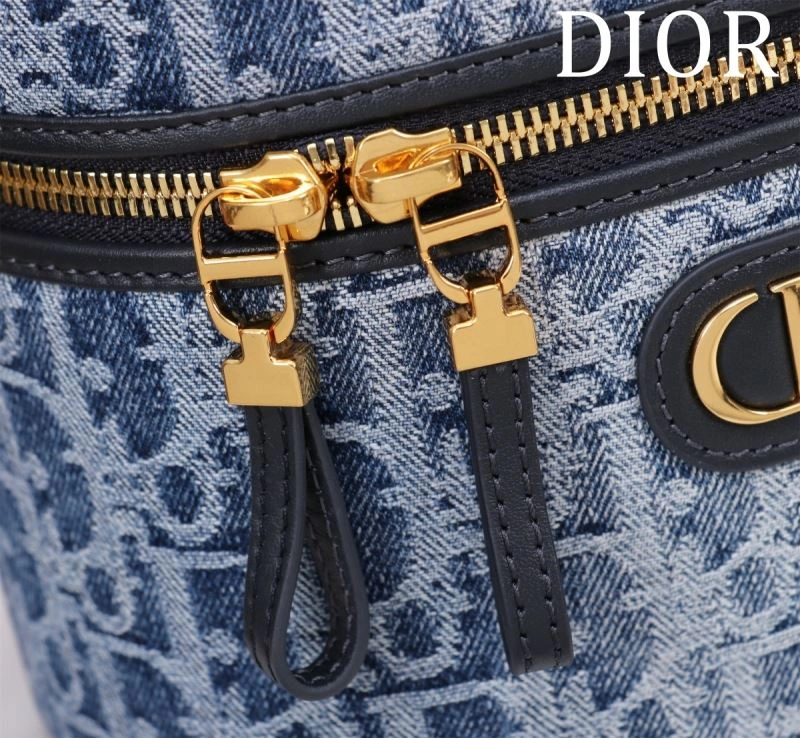 Christian Dior Cosmetic Bags FashionForward 71172