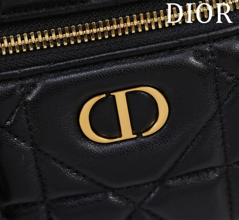 Christian Dior Cosmetic Bags Lightweight 71202