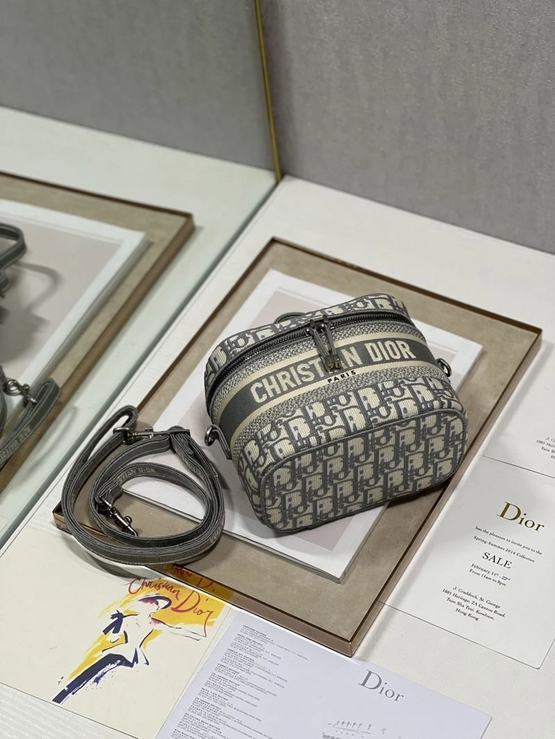 Casual Christian Dior Cosmetic Bags 71156