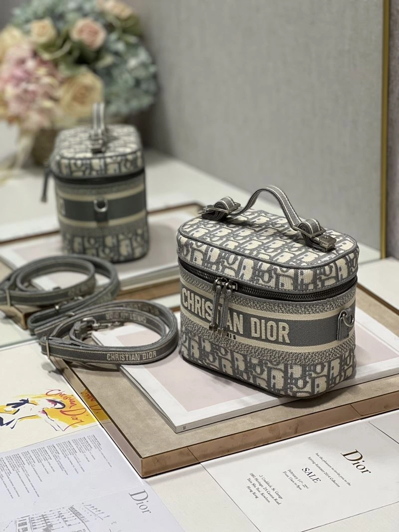 Casual Christian Dior Cosmetic Bags 71156