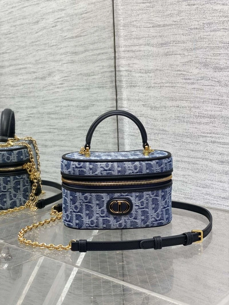 Resilient Christian Dior Cosmetic Bags 71153