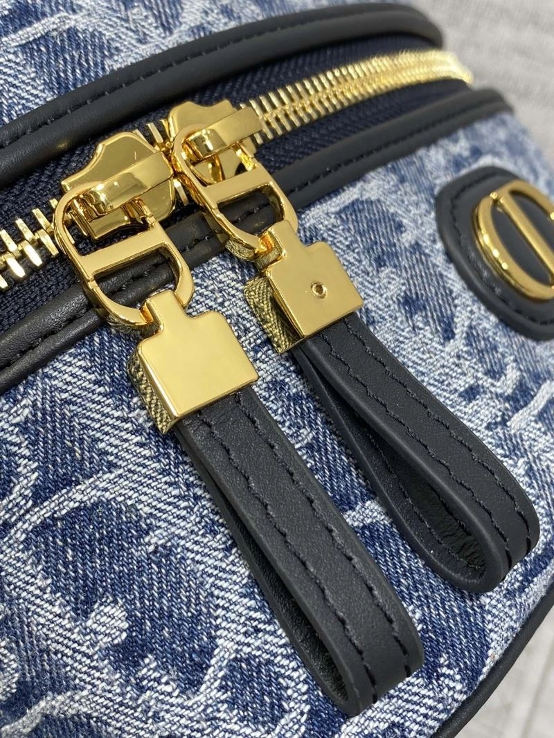 Resilient Christian Dior Cosmetic Bags 71153