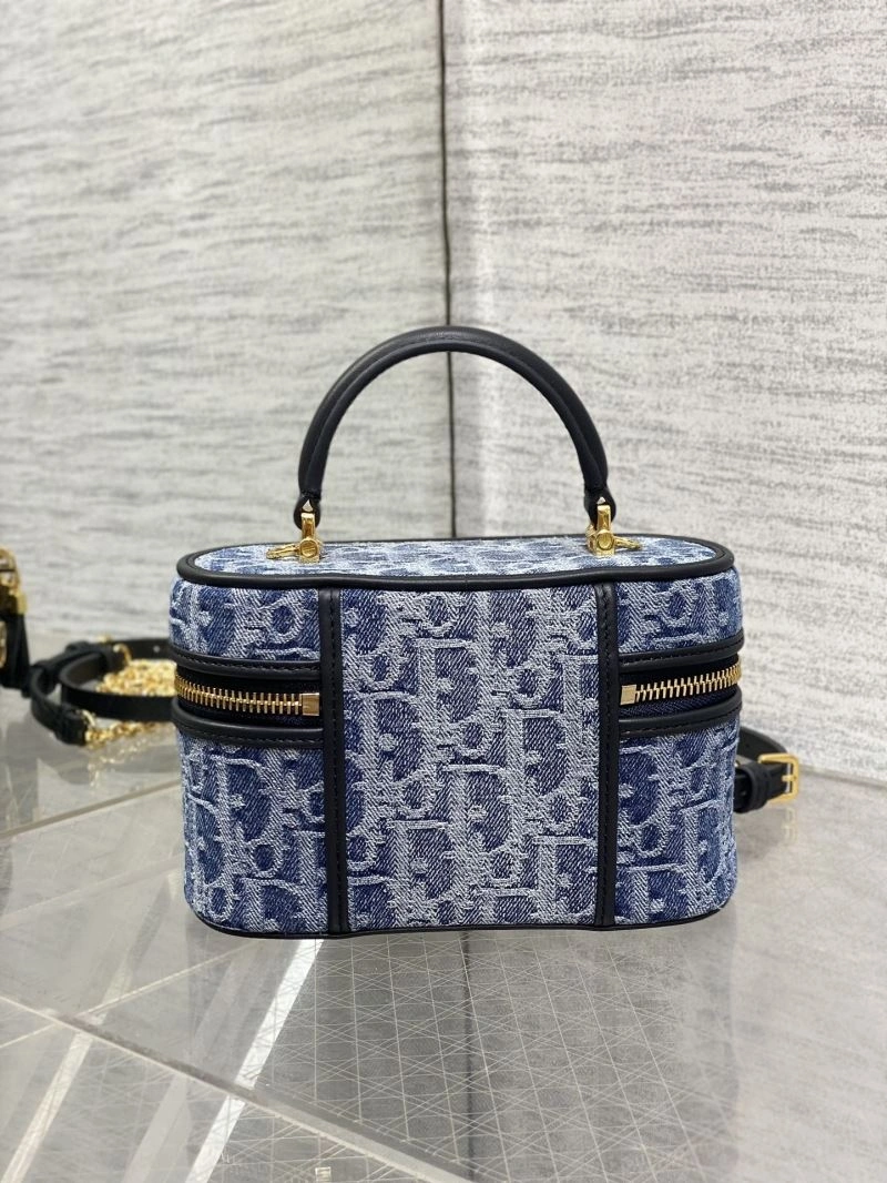 Resilient Christian Dior Cosmetic Bags 71153