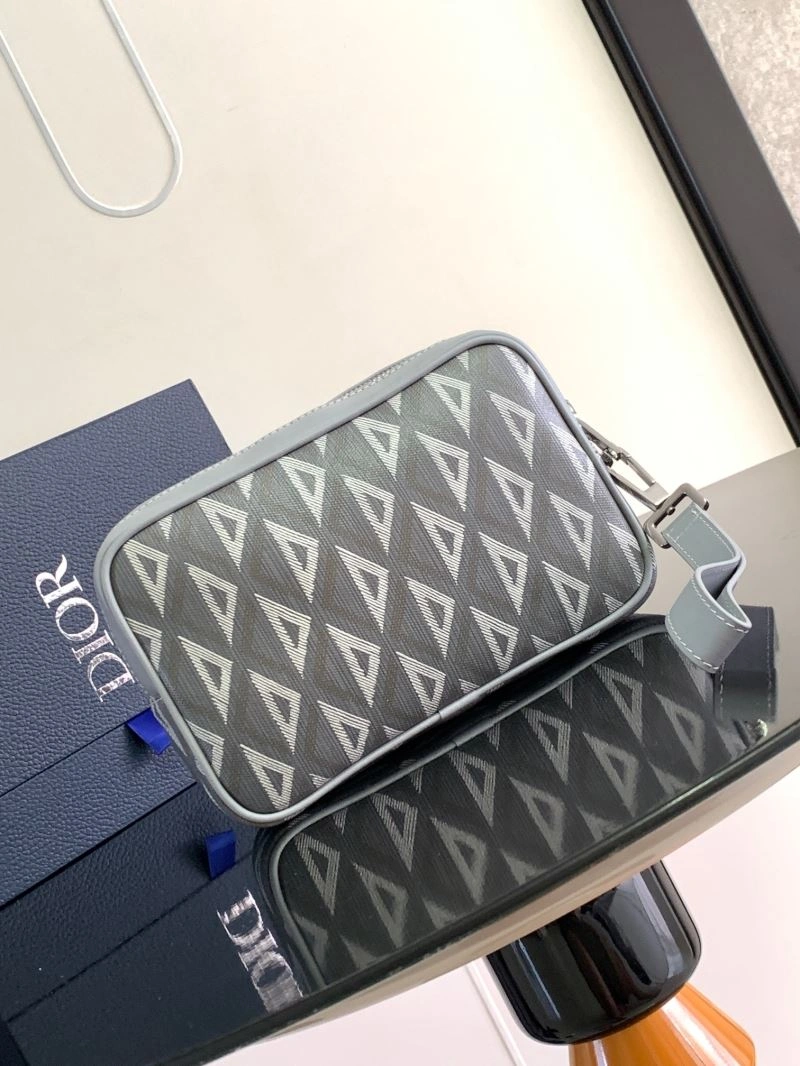 Minimalist Christian Dior Cosmetic Bags 64080