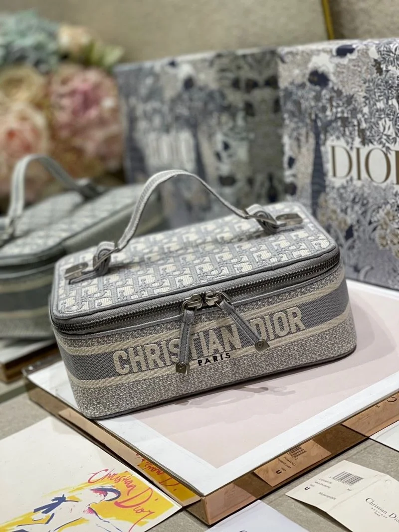 Stretchable Christian Dior Cosmetic Bags 47593