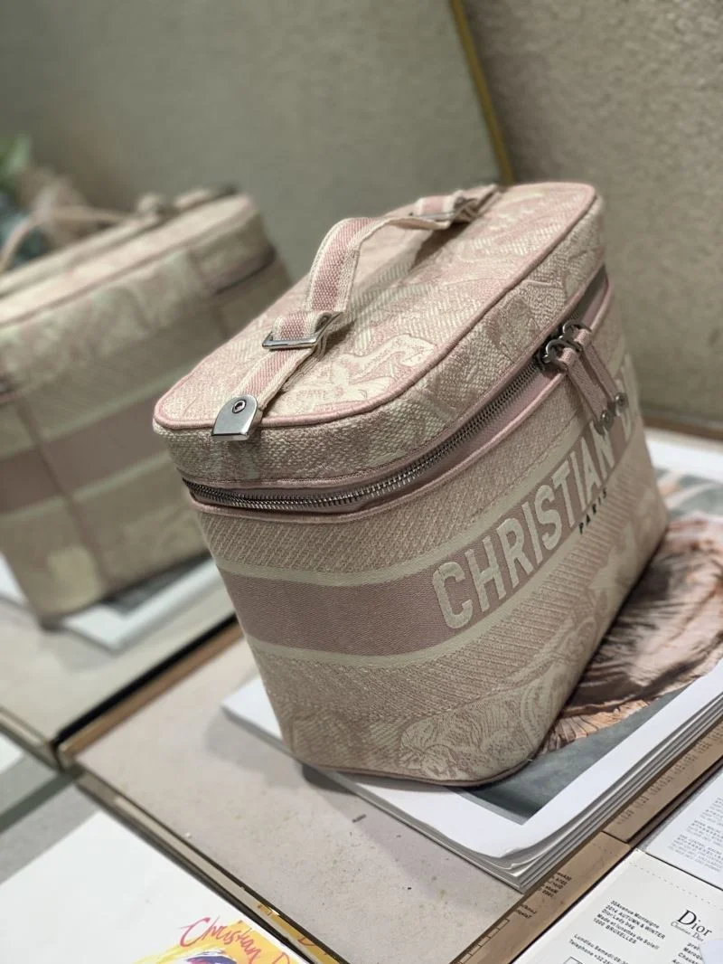 Christian Dior Cosmetic Bags Effortless 47594