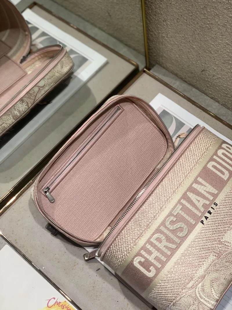 Christian Dior Cosmetic Bags Effortless 47594