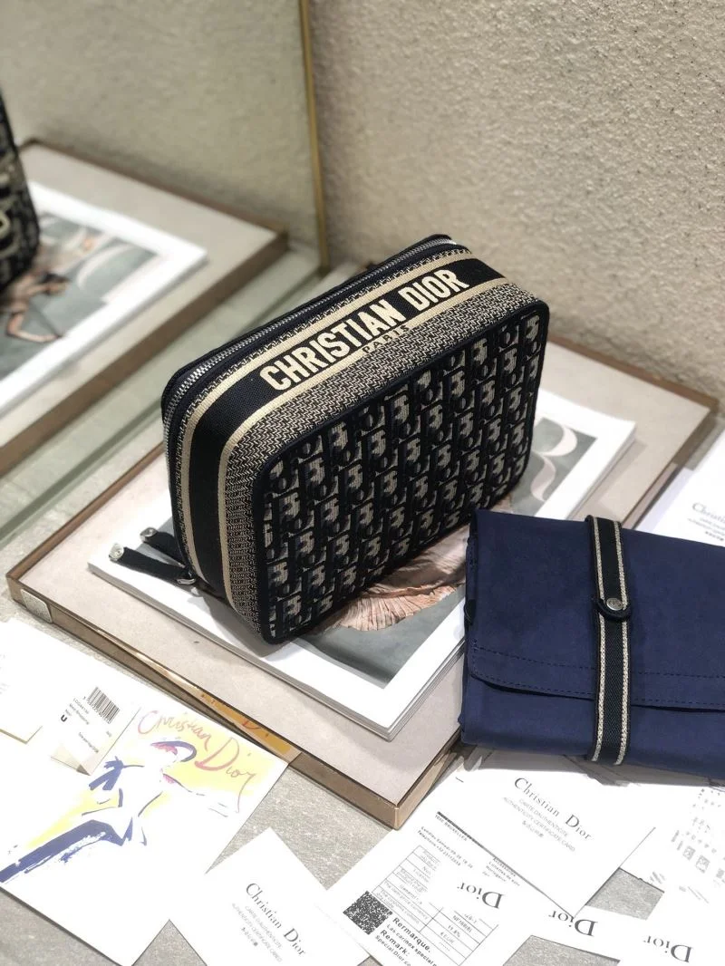 Christian Dior Cosmetic Bags WrinkleFree 47627