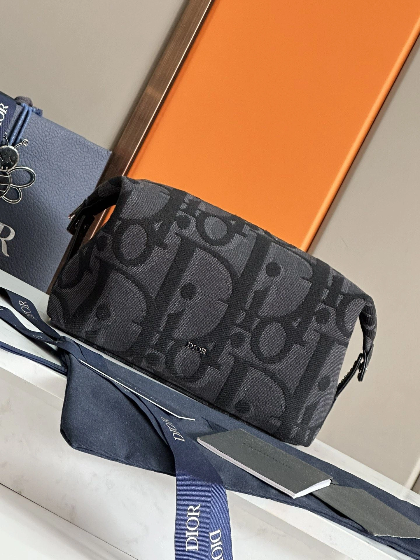 Christian Dior Cosmetic Bags Neat 92226