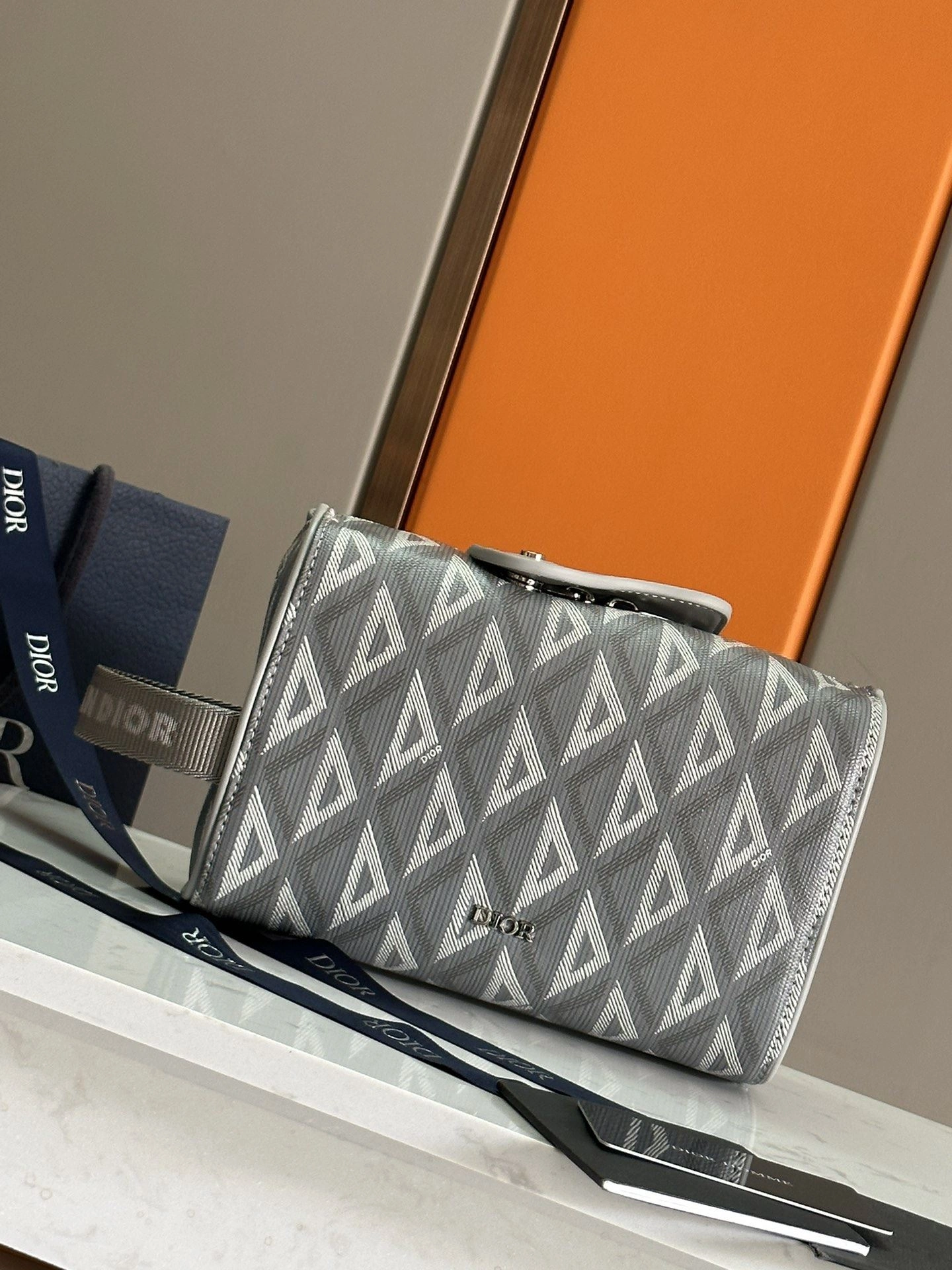 EyeCatching Christian Dior Cosmetic Bags 92225
