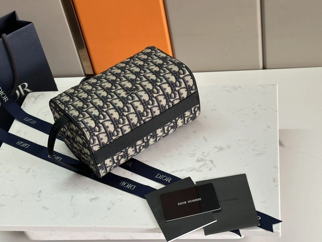 Christian Dior Cosmetic Bags EasyCare 92224