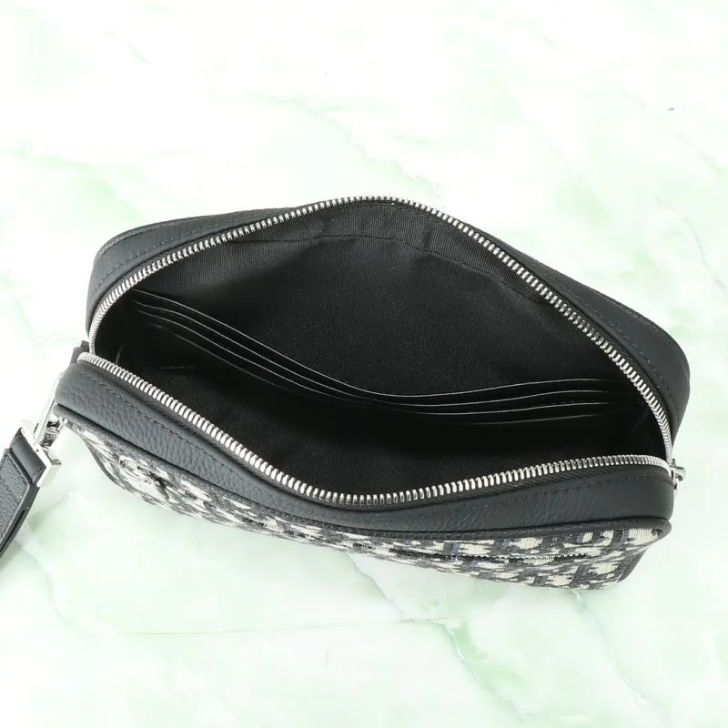 Christian Dior Cosmetic Bags Lightweight 46451