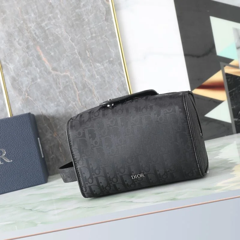 Casual Christian Dior Cosmetic Bags 46437