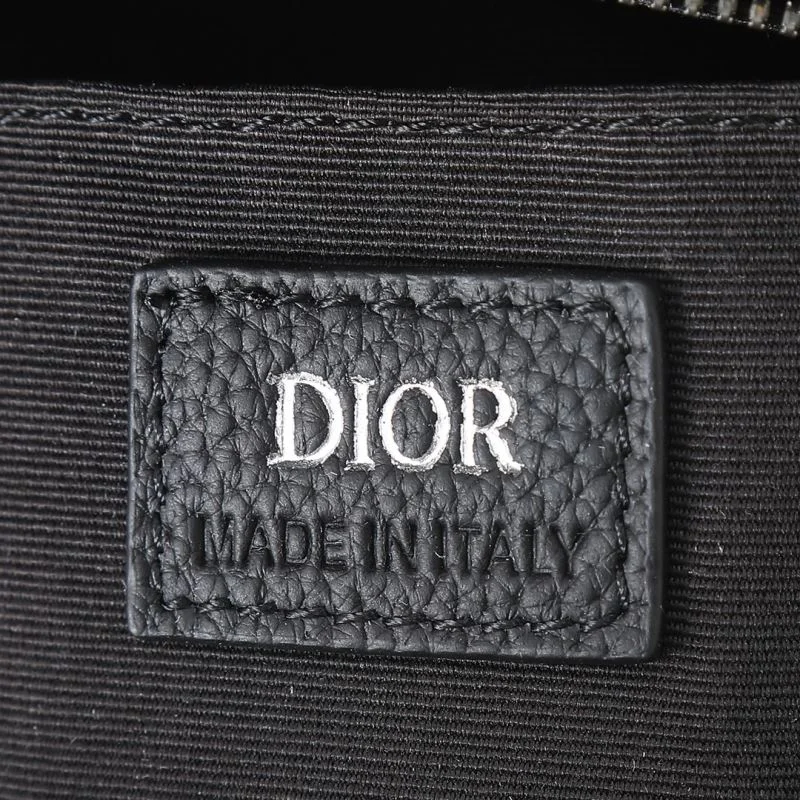 Casual Christian Dior Cosmetic Bags 46437