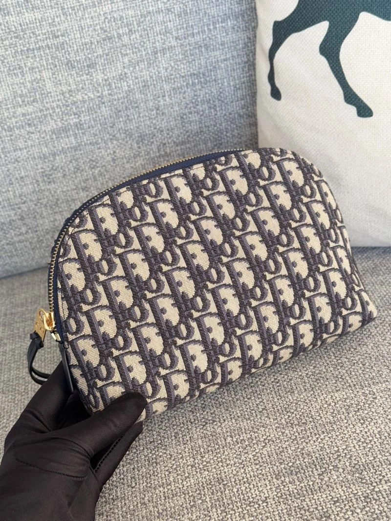 Trendsetting Christian Dior Cosmetic Bags 57064