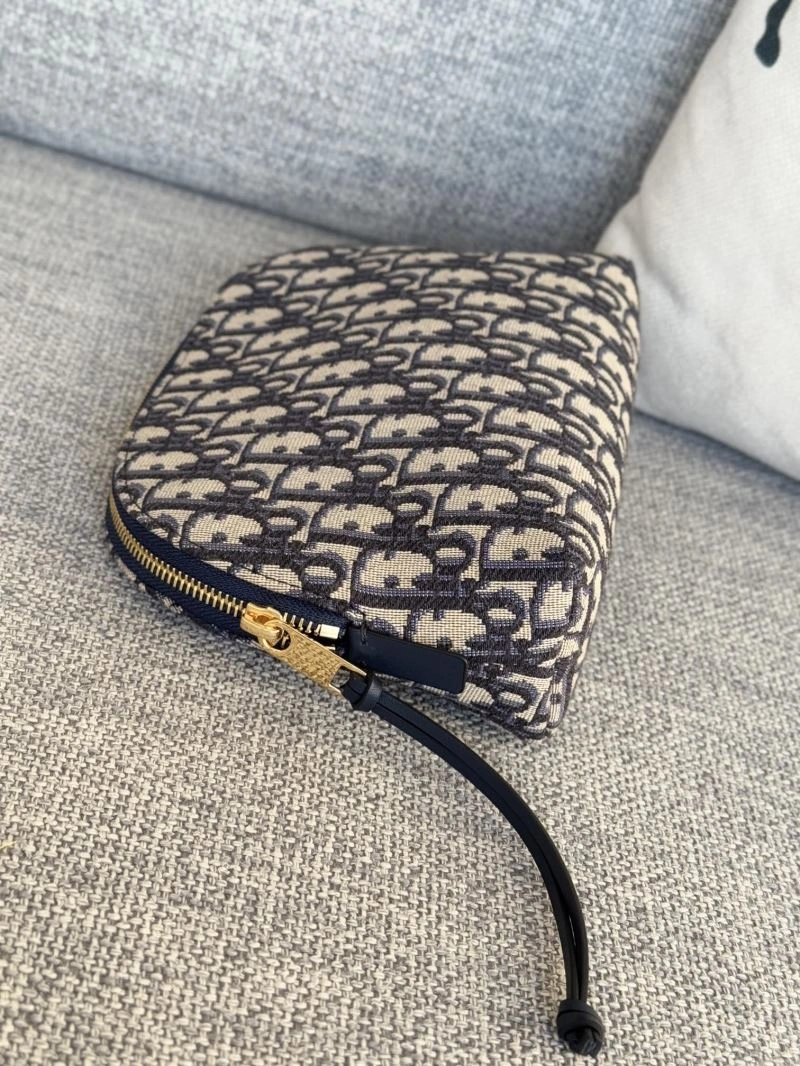 Trendsetting Christian Dior Cosmetic Bags 57064