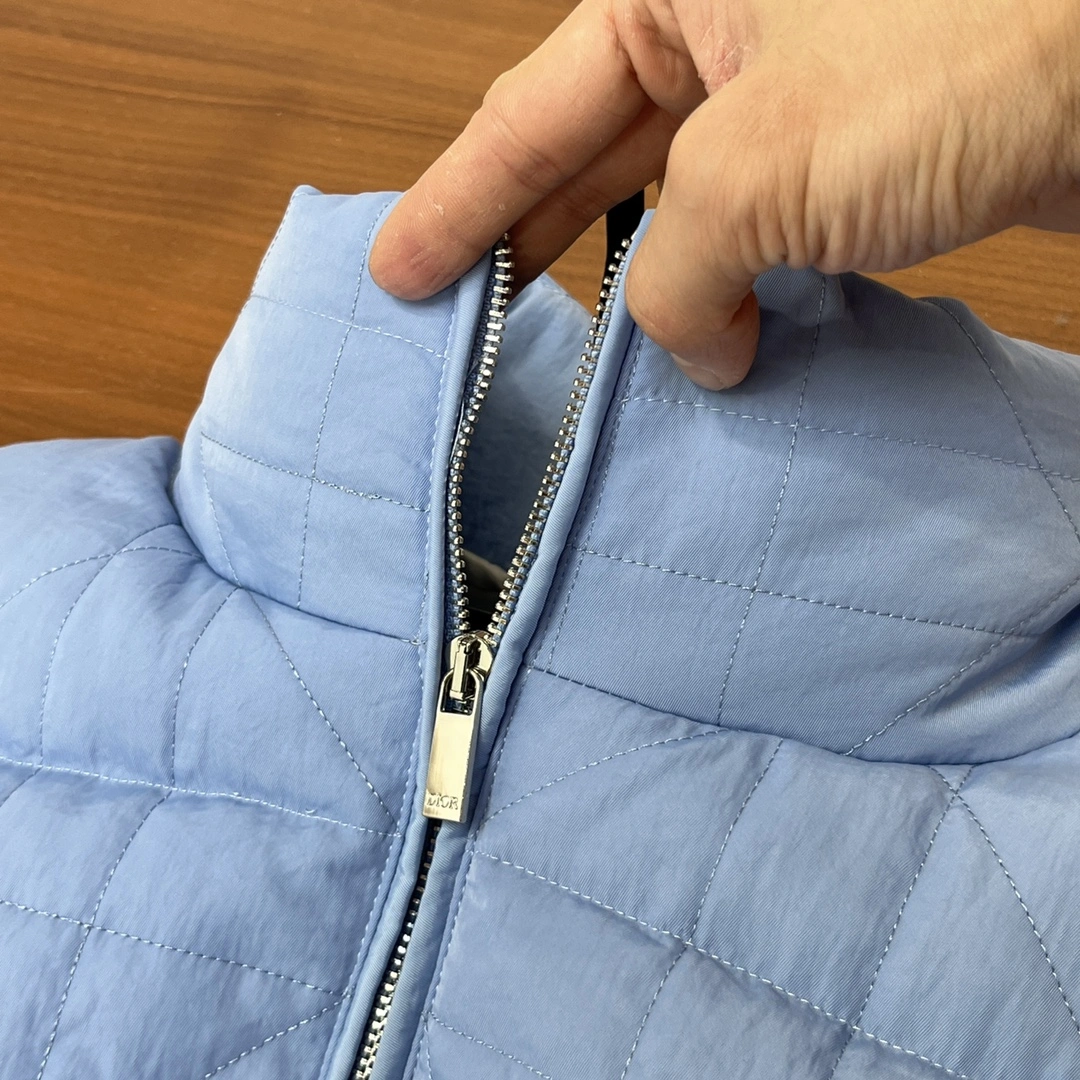 Upgraded Christian Dior Down Jackets 118048