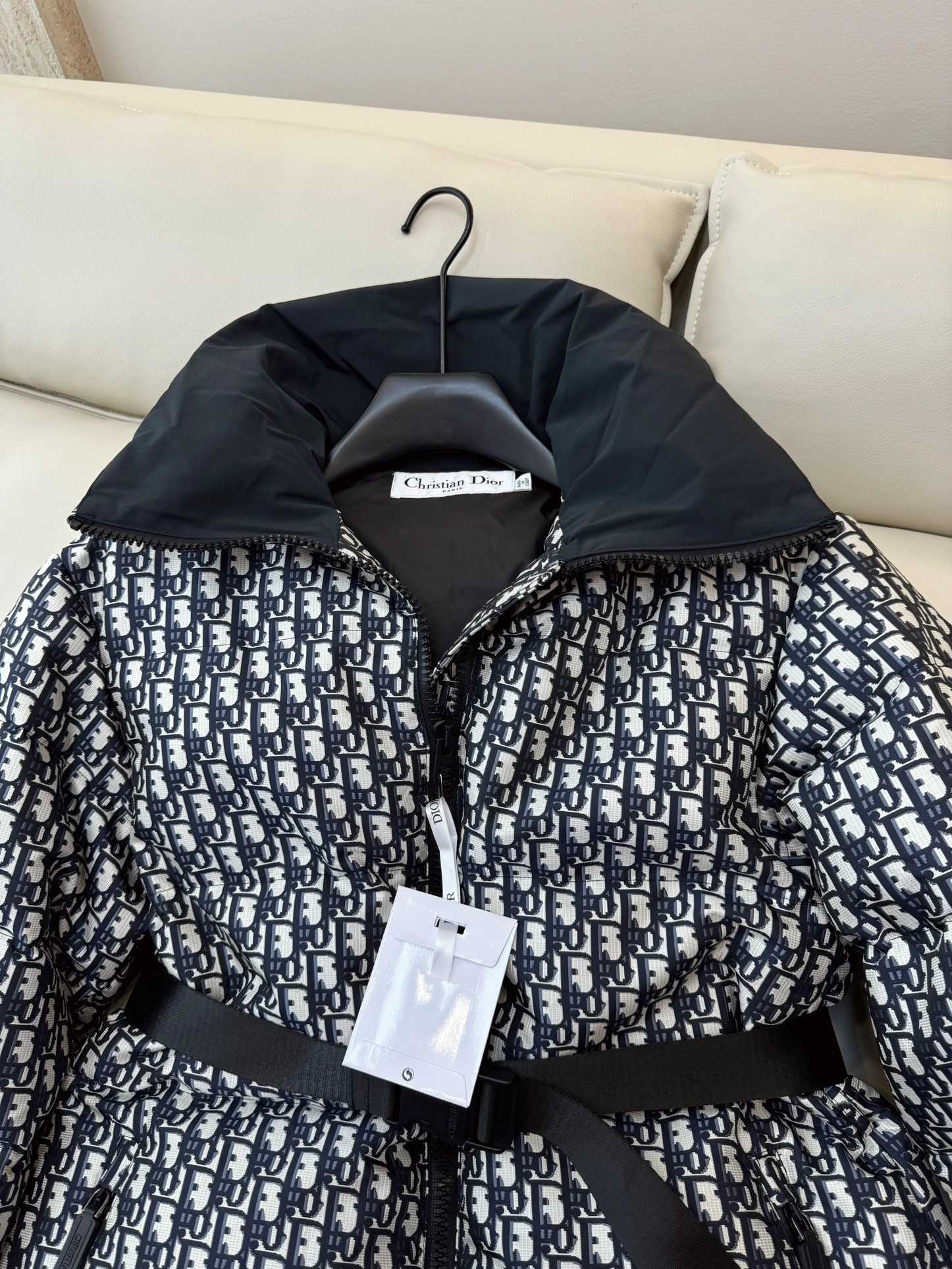 Breathable Christian Dior Down Jackets 118032