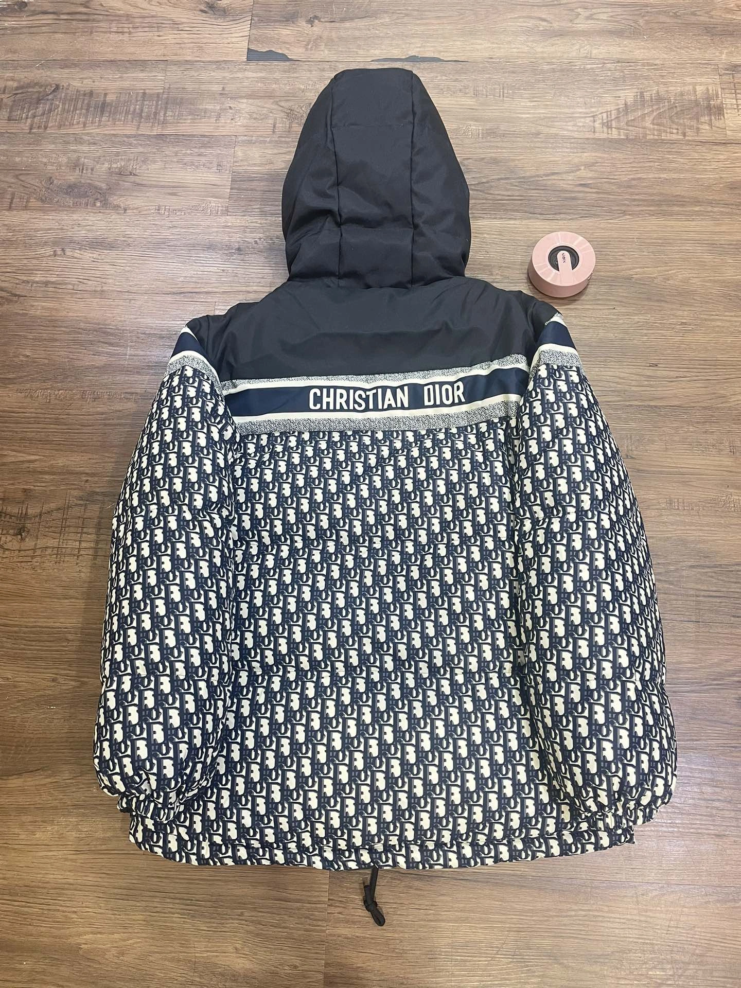 Vibrant Christian Dior Down Jackets 118035