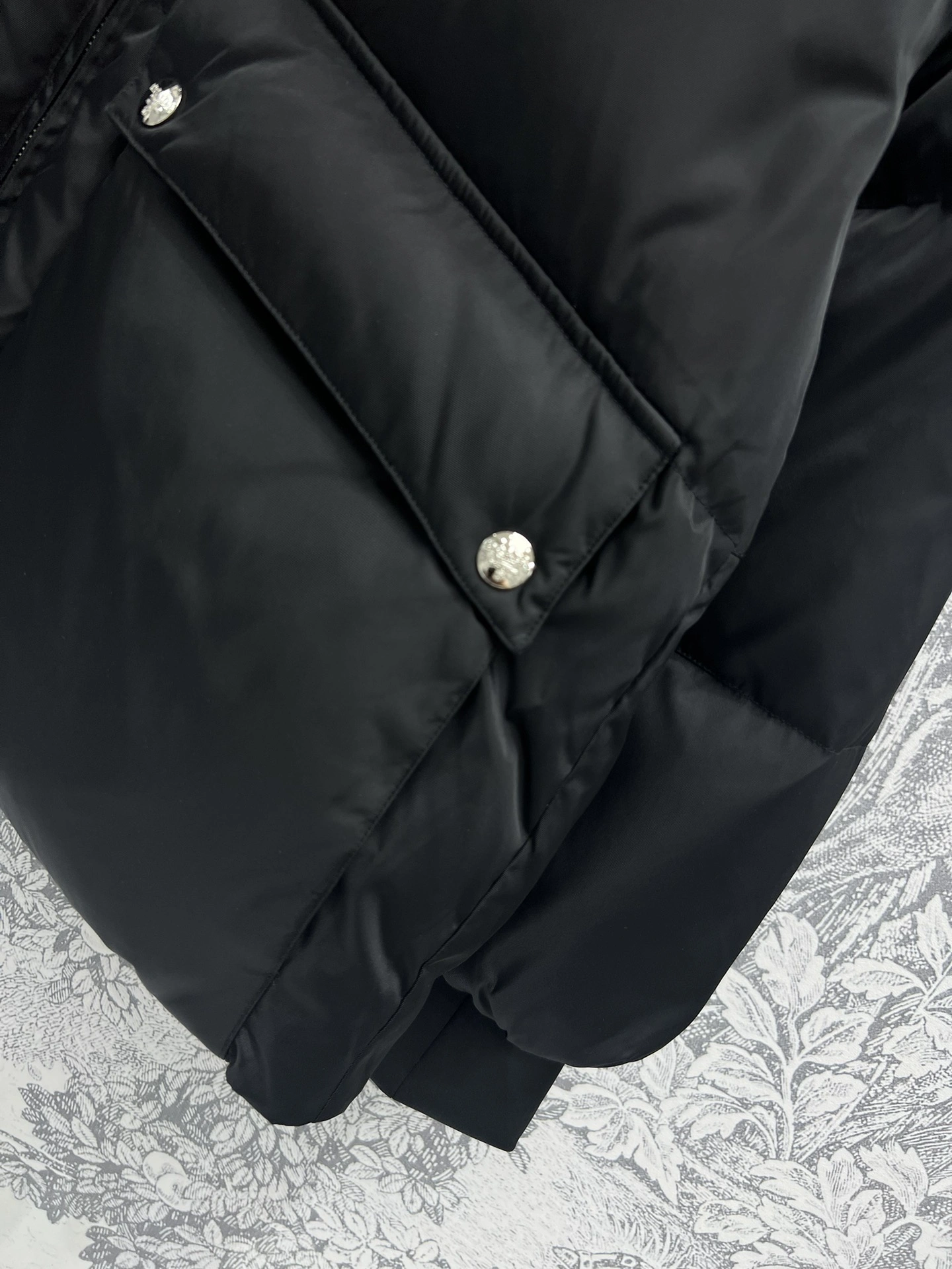 Original Christian Dior Down Jackets 118008