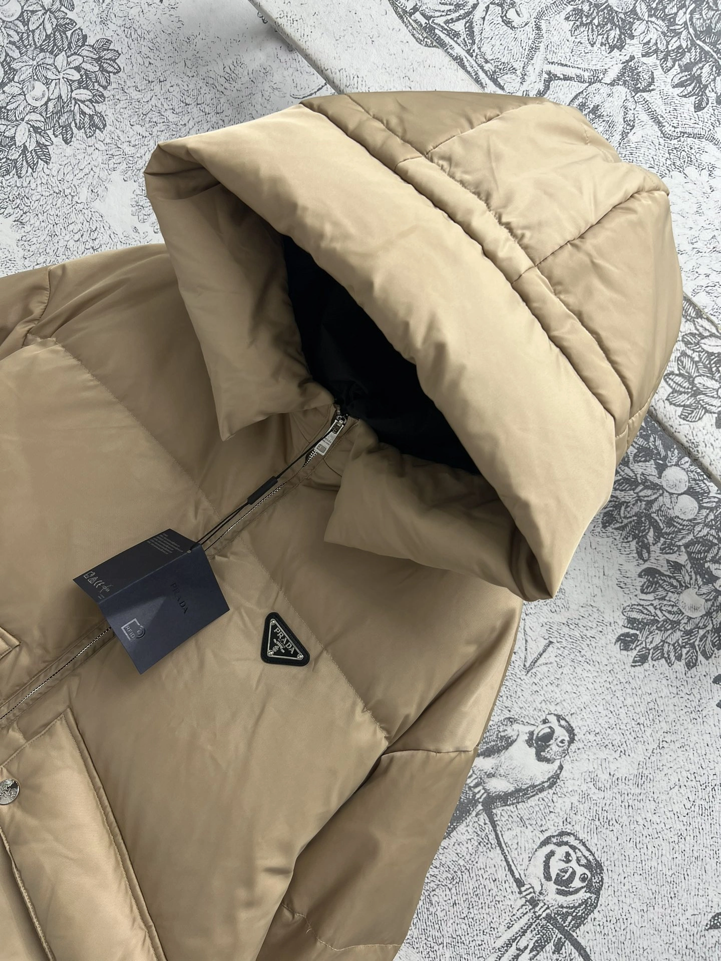 EyeCatching Christian Dior Down Jackets 117997