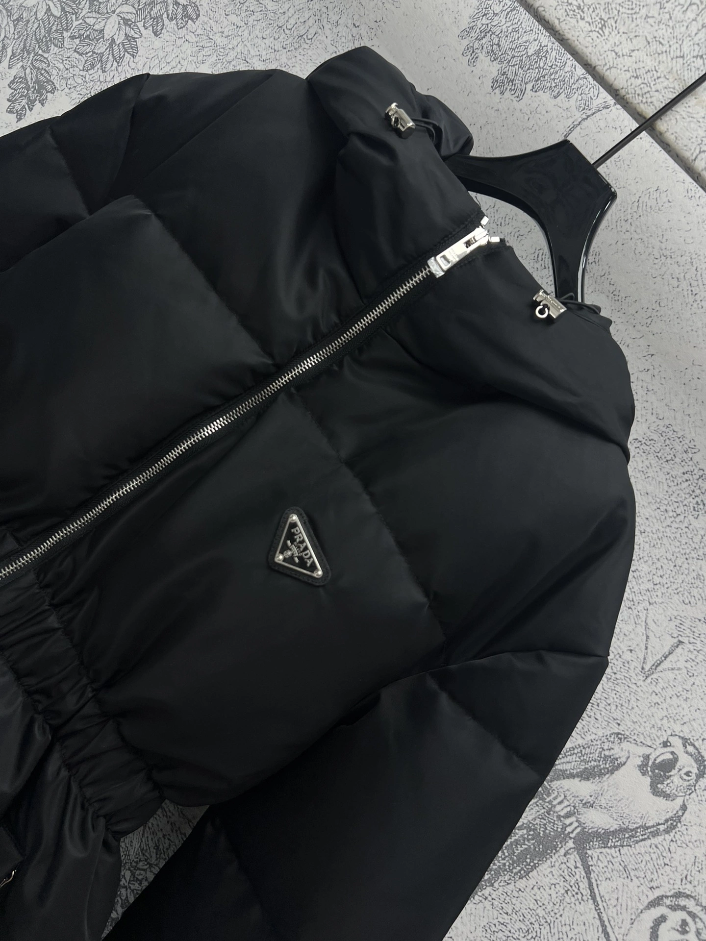 Sustainable Christian Dior Down Jackets 118005