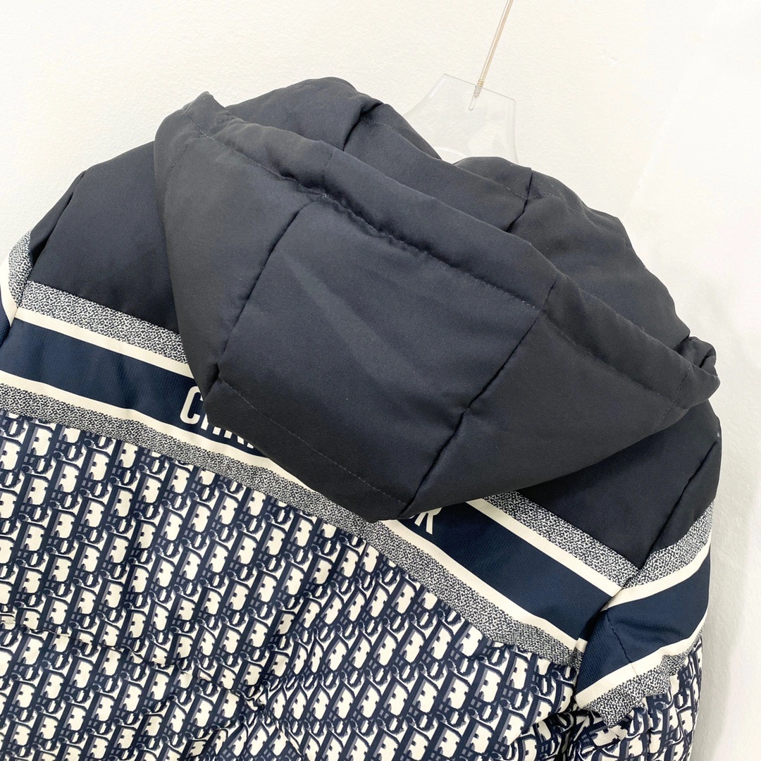 Christian Dior Down Jackets Sophisticated 118010