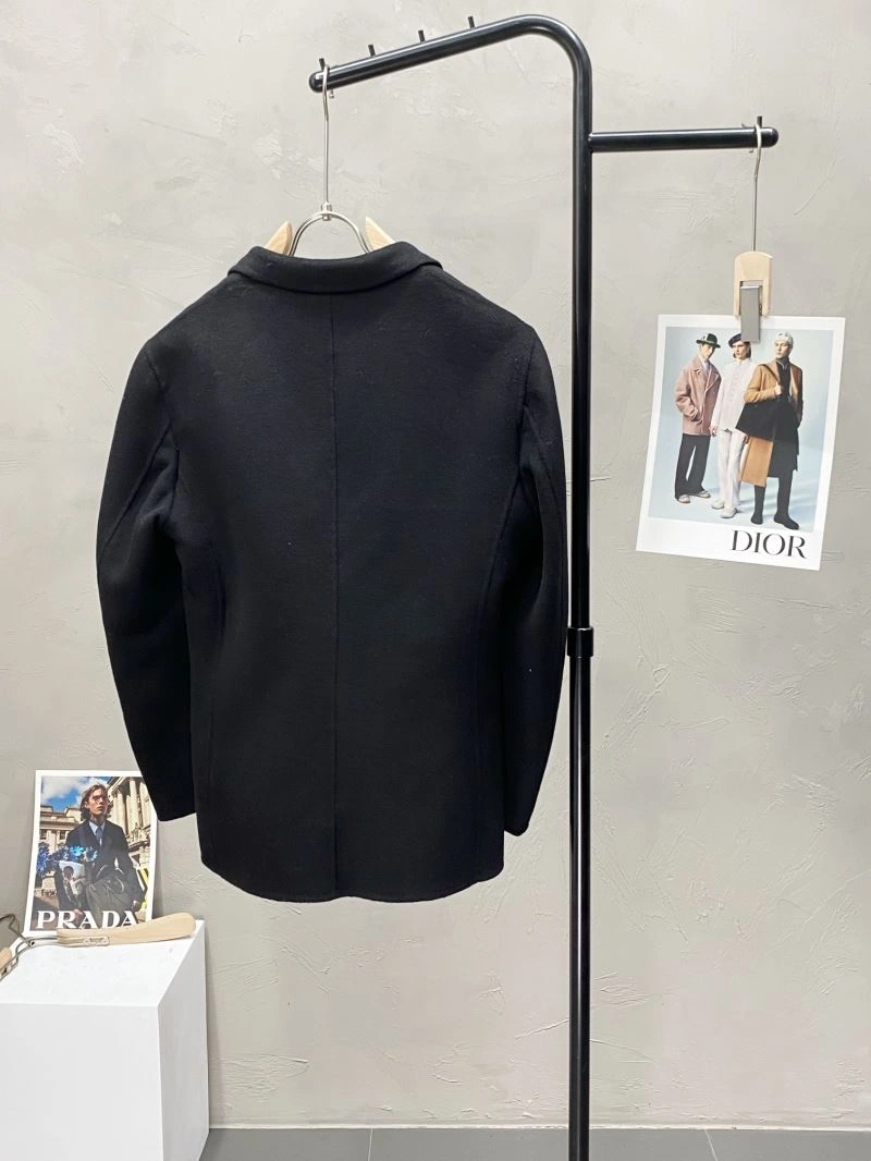Upgraded Christian Dior Down Jackets 117894
